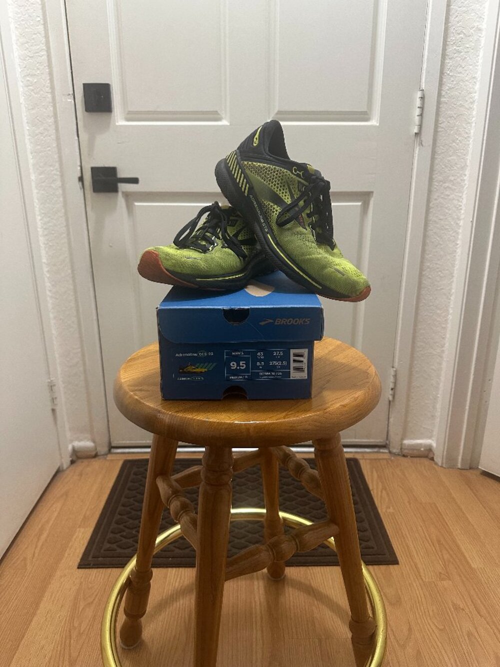 Brooks Adrenaline GTS 22 Mens Size 9.5 Running Shoes Green Sneakers 1103661D736